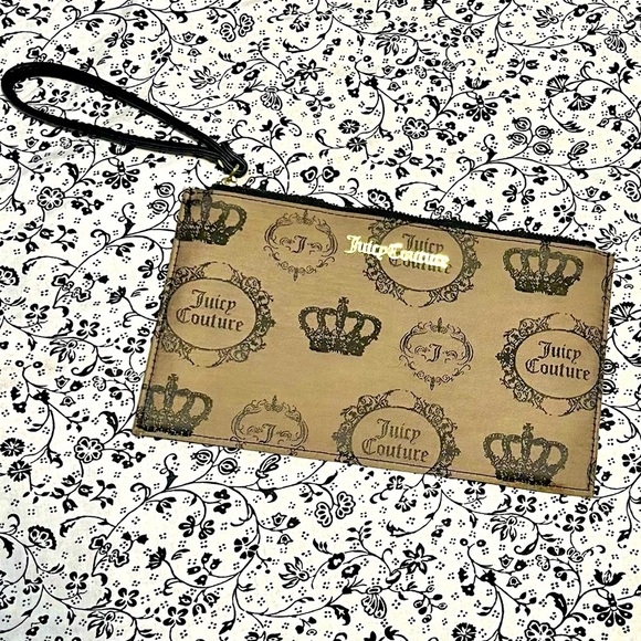 Juicy Couture Wristlet - Picture 1 of 5